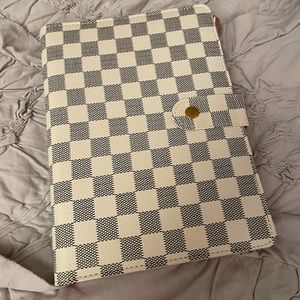 Stylish Planner w/Crystal topped pen